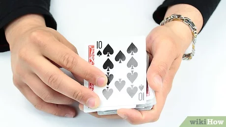 Cách xào bài gian lận giúp đánh bại mọi đối thủ